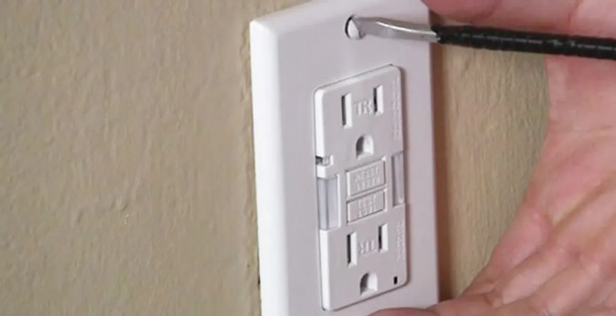 gfc outlets service securing and mounting ground fault circuit interrupter outlet by certified electricians in Tacoma, WA